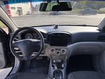 Hyundai Accent-6