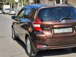 Nissan Note-7