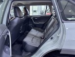 Toyota RAV4-14