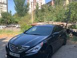 Hyundai Sonata-1
