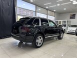 Porsche Cayenne-16