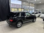 Porsche Cayenne-7