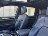 Porsche Cayenne-11
