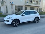 Porsche Cayenne-5