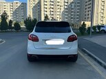 Porsche Cayenne-3