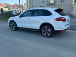 Porsche Cayenne-7
