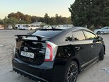 Toyota Prius-2