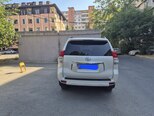 Toyota Land Cruiser Prado-8