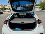 Hyundai IONIQ-12