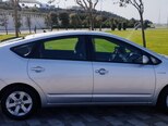 Toyota Prius-7