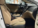 Hyundai Sonata-12