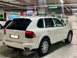 Porsche Cayenne-6