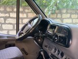 Ford Transit-12