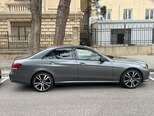 Mercedes E 220-11