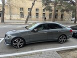 Mercedes E 220-10