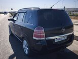 Opel Zafira-4