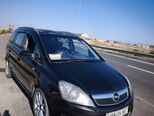 Opel Zafira-1