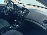 Chevrolet Cruze-7