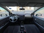 Nissan Tiida-13
