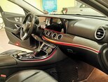 Mercedes E 300-17