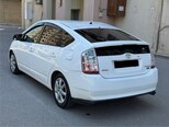 Toyota Prius-5