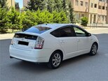Toyota Prius-3