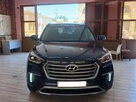 Hyundai Grand Santa Fe-1