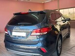 Hyundai Grand Santa Fe-6
