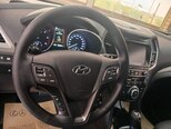 Hyundai Grand Santa Fe-16