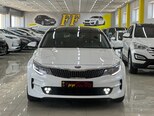 Kia K5-3