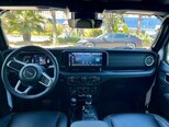 Jeep Wrangler-10