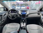Hyundai Elantra-11