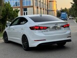 Hyundai Elantra-6