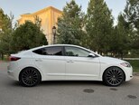 Hyundai Elantra-5