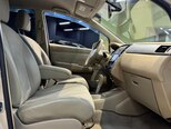 Nissan Tiida-10