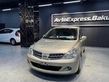 Nissan Tiida-4