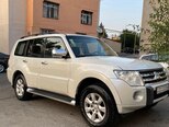 Mitsubishi Pajero-9