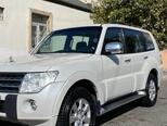 Mitsubishi Pajero-8
