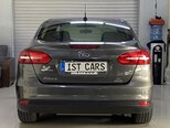 Ford Focus-8