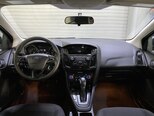 Ford Focus-14