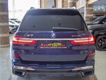 BMW X7-8