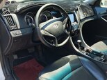 Hyundai Sonata-8