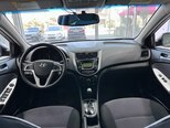 Hyundai Accent-5