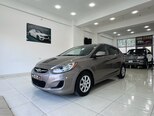 Hyundai Accent-17
