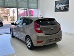 Hyundai Accent-22