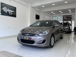 Hyundai Accent-31
