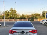 Hyundai Sonata-2