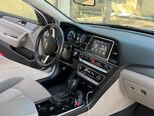 Hyundai Sonata-12