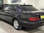 Mercedes E 240-9