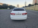 Hyundai Sonata-4